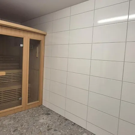 Andoy Vest Apartment