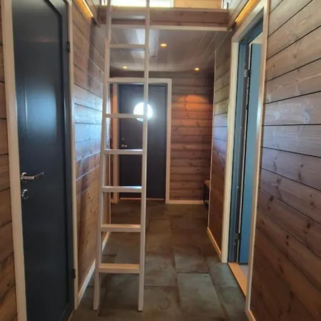 Andoy Vest Apartament Reine